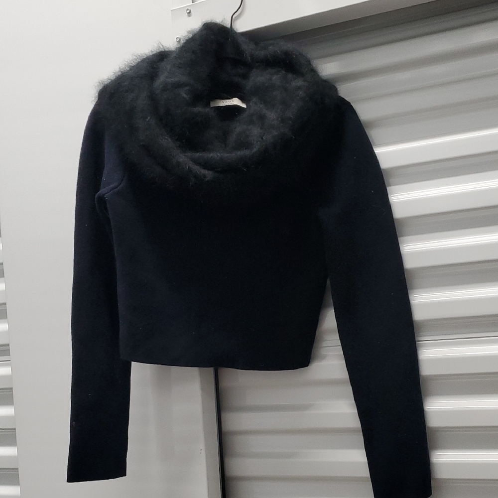 Black Cropped Turtleneck Sweater with Chunky Collar